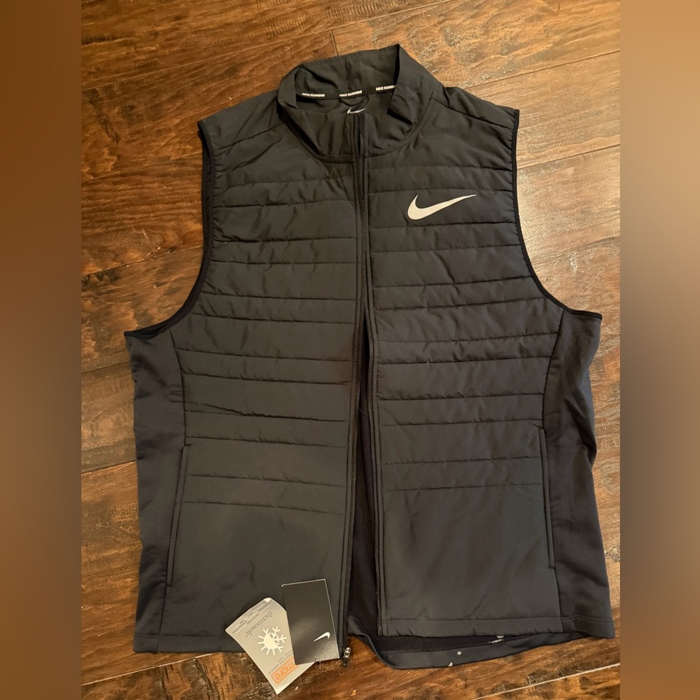 Nike Men's Black Puffer Vest